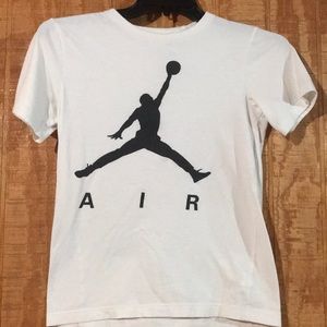 Nike Air Jordan Jumpman Youth Large T-Shirt